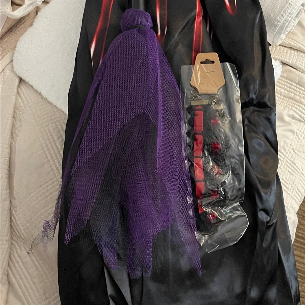 Black And Red Hooded Halloween Dress Costume. NWOT. Size S.